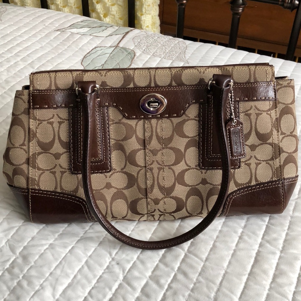 Coach signature purse - brown